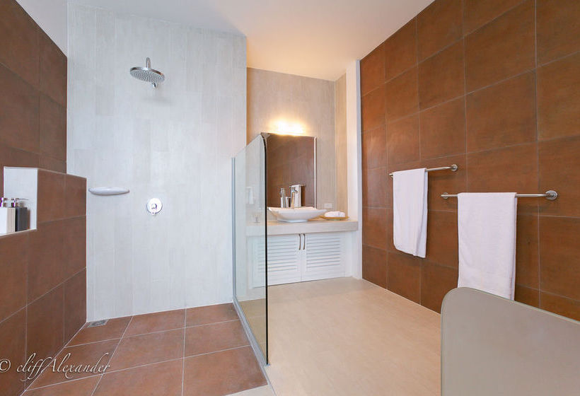 Hotel Summer Luxury Beach Resort 1