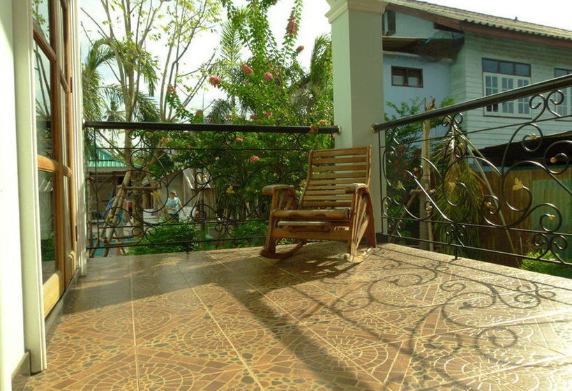 Hotel Baan Georges 8