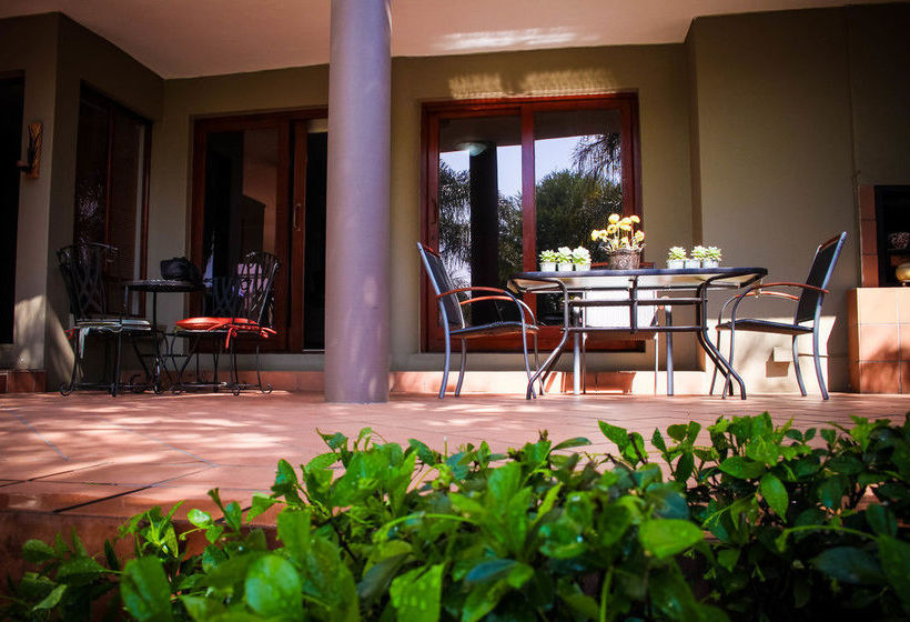 Pension Silver Palms Guest House 12