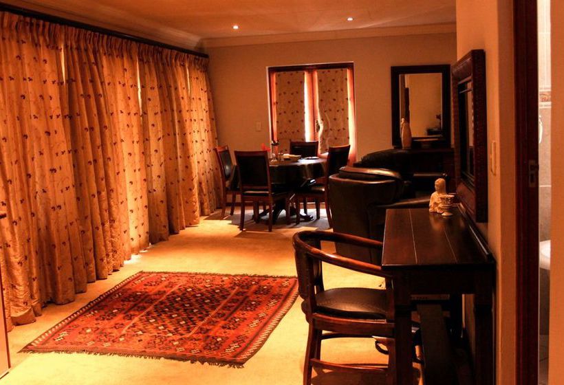 Pension Silver Palms Guest House 14