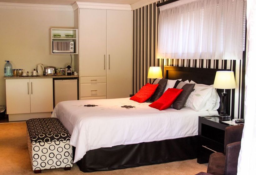 Pension Silver Palms Guest House 9