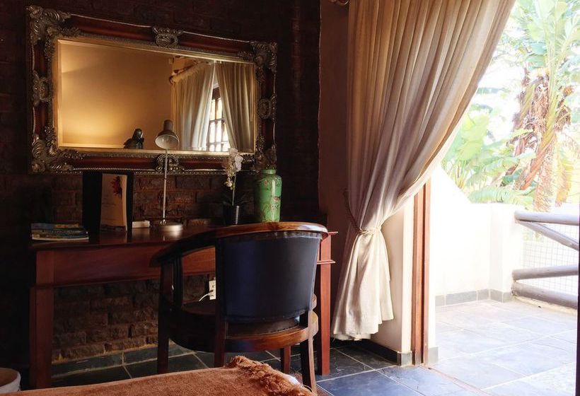 Pension Coral Tree Inn 12