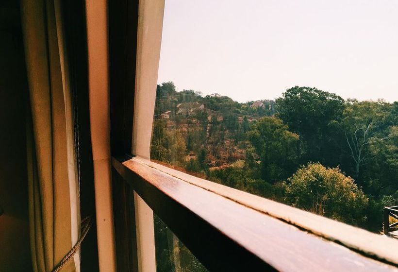 Pension Coral Tree Inn 14