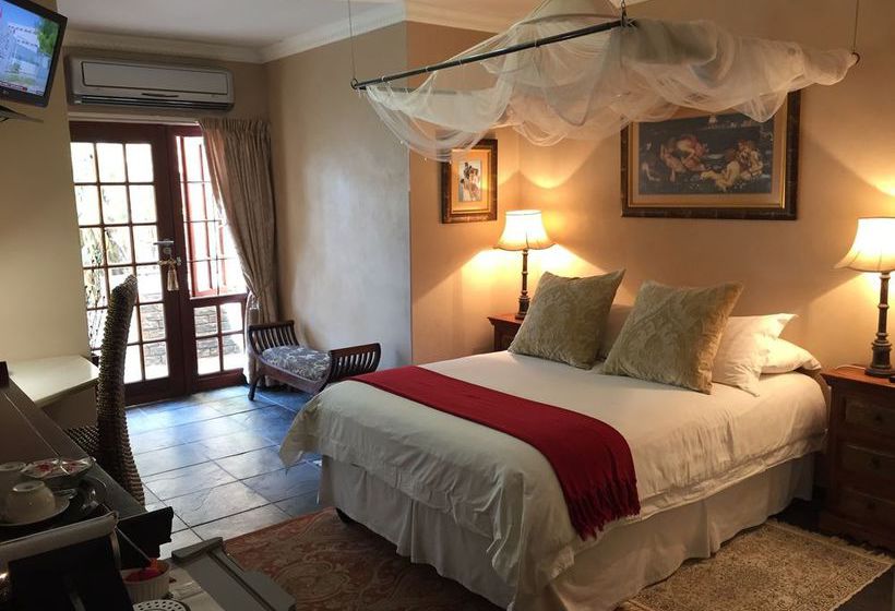 Pension Coral Tree Inn 9