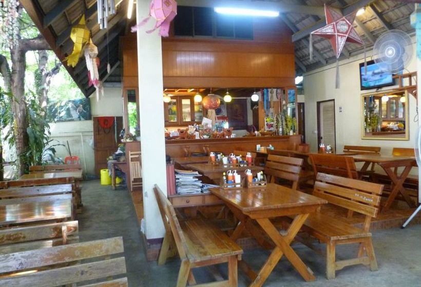 Hotel Safe House Court 15