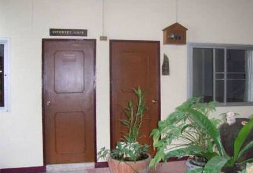 Hotel Safe House Court 18