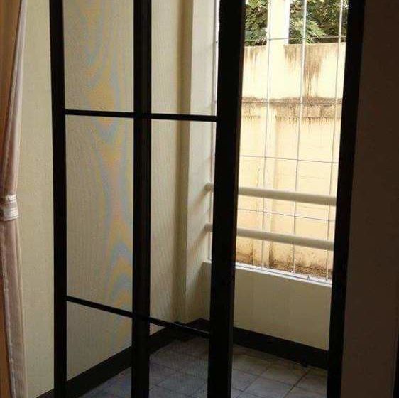 Hotel Safe House Court 3