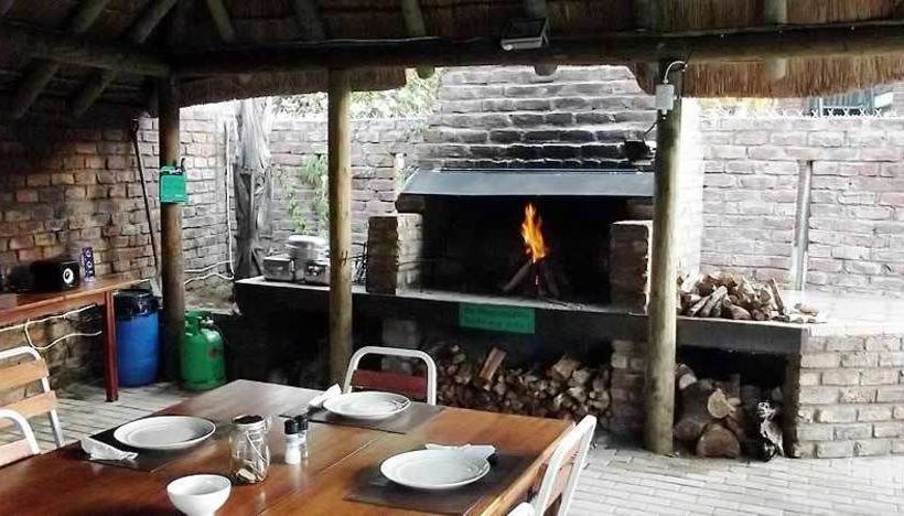 Bed and Breakfast Aan Die Oewer Guest House Graaff Reinet