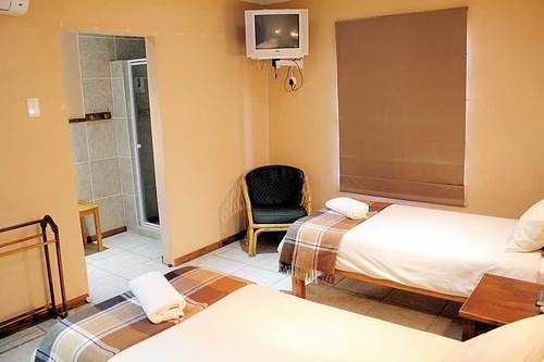 Bed and Breakfast Aan Die Oewer Guest House 9