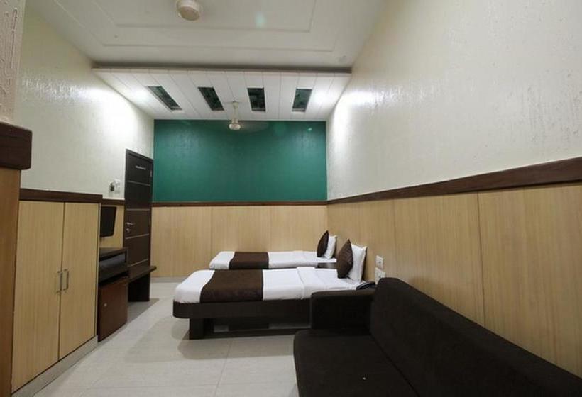 Hotel Ripon Palace 7