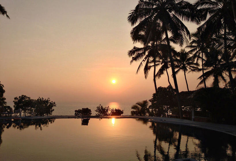 Hotel The Eco The Poolside Beach Retreat 7