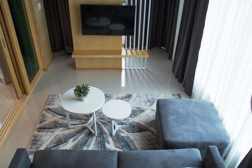 Hotel The Bliss Ubon 20