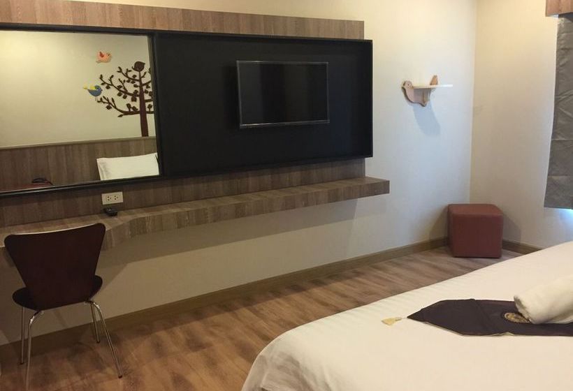 Hotel Le Lerts Living 1