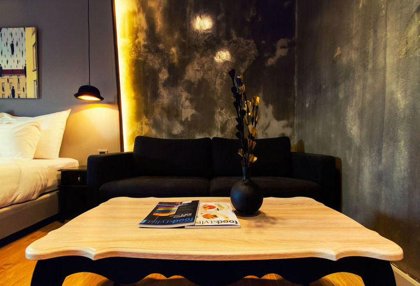 Hotel Kroque Boutique & Bistro 1