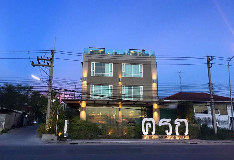 Hotel Kroque Boutique & Bistro 3