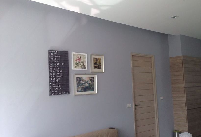 Baan Sarinya Pool Villa