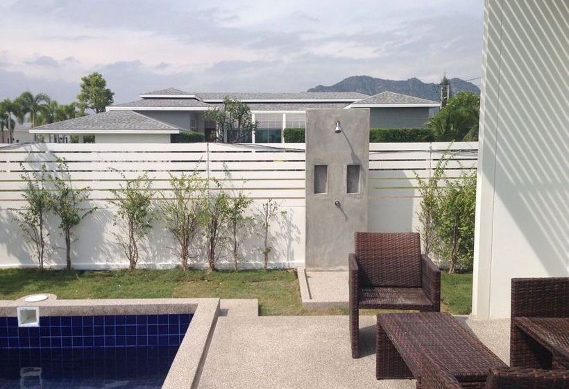 Baan Sarinya Pool Villa 1