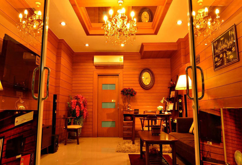 Hotel The Day Chonburi