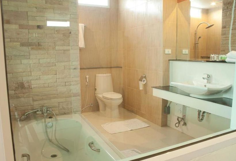 Green Hotel And Resort