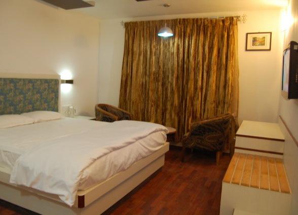 Hotel Pleasant Stay 9