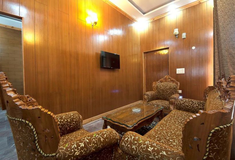 Tuskars Resort Corbett 16