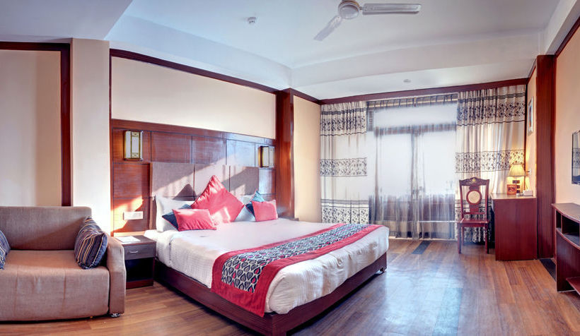 Hotel Summit Golden Crescent 13