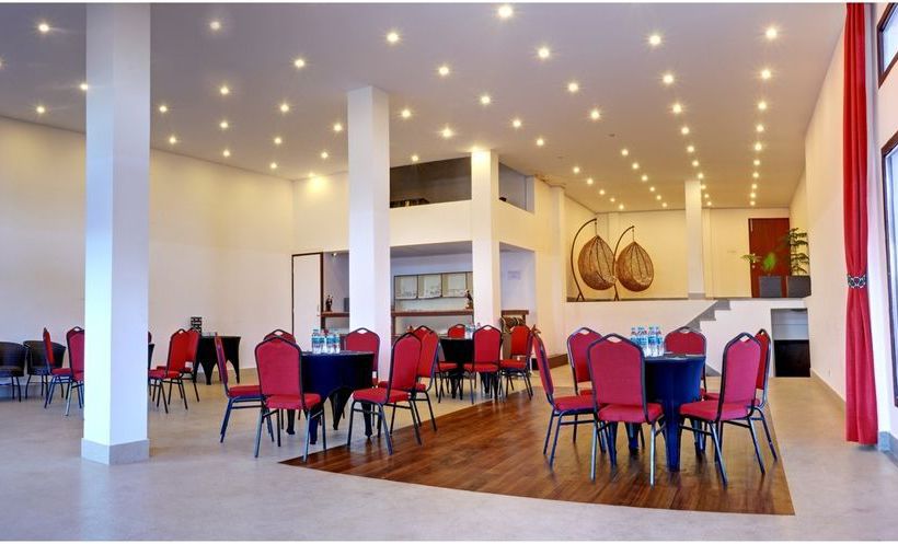 Hotel Summit Golden Crescent 2