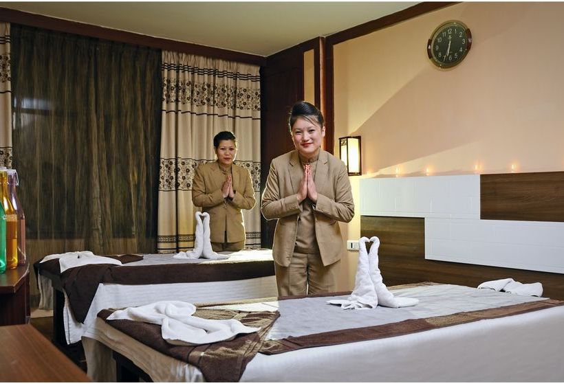 Hotel Summit Golden Crescent 9