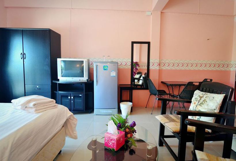 Pension The Famous House Jomtien 13