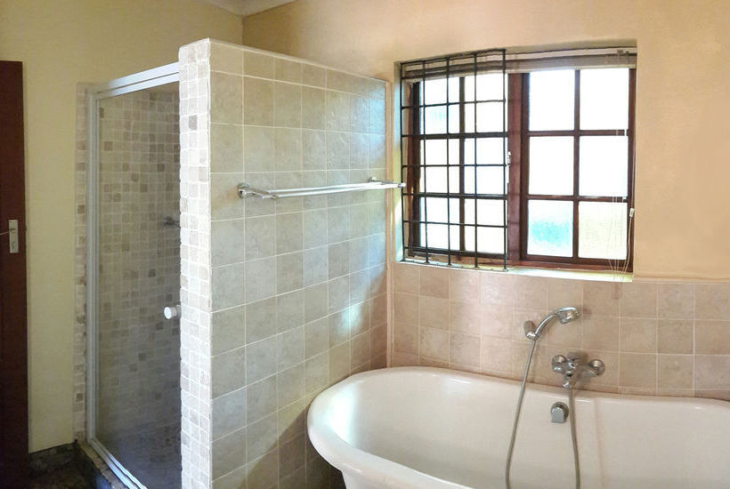 Pensión El Roi Guest Lodge White River