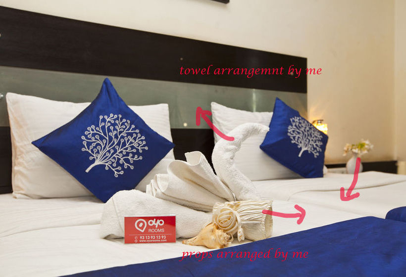 Hotel Oyo Premium Dlf City Club 20