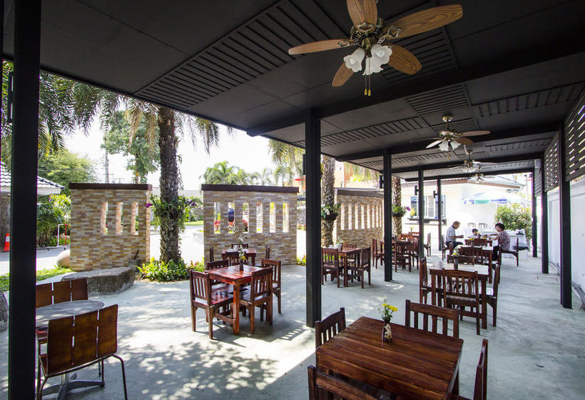 Hotel Phuplaces Bangsaen 3