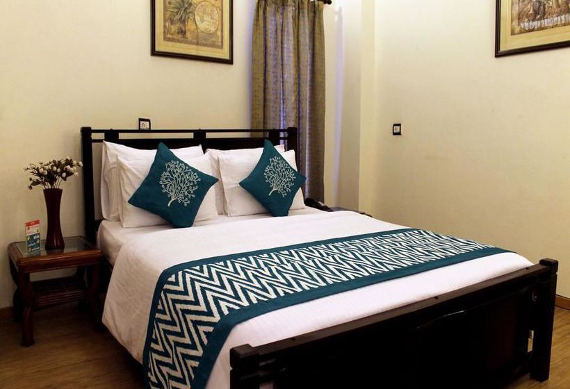 Hotel Oyo Rooms Greater Noida Sharda Hospital 17