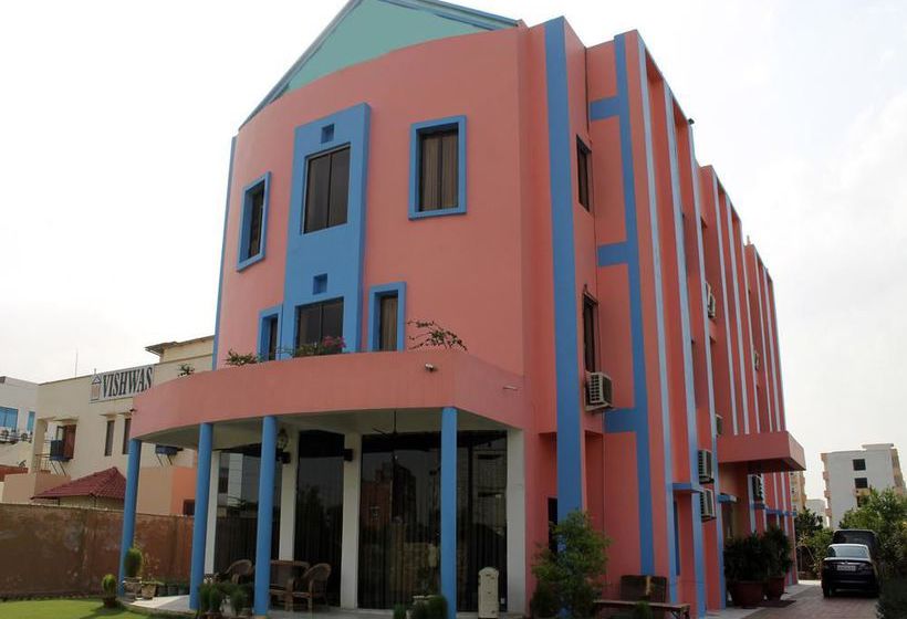 Hotel Oyo Rooms Greater Noida Sharda Hospital 2