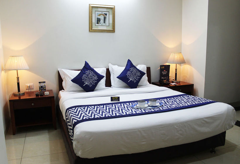 Hotel Oyo Premium Kaushambi Ghaziabad