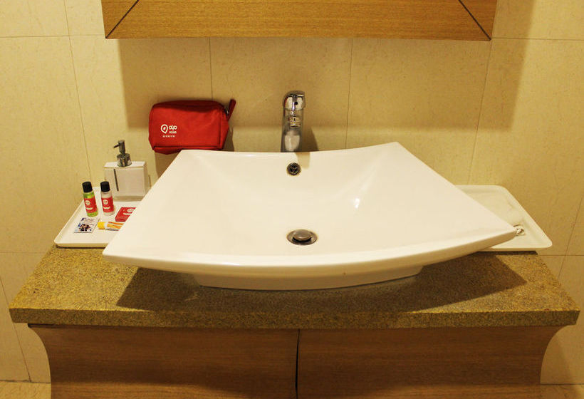 Hotel Oyo Premium Kaushambi 1