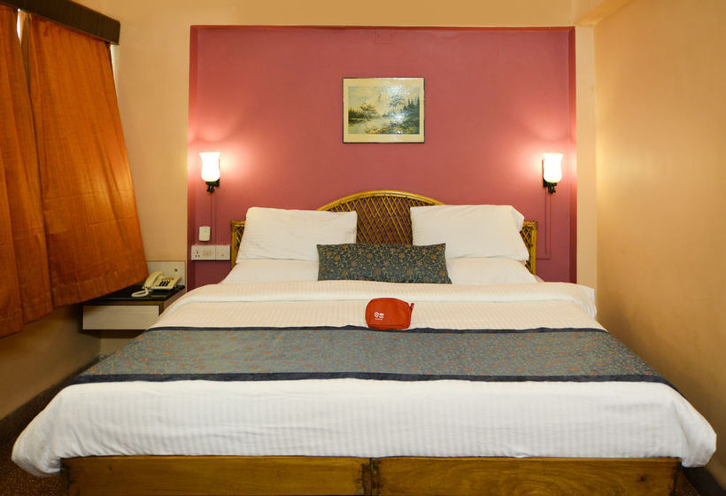 Hotel Oyo Rooms Campal Miramar Beach 11