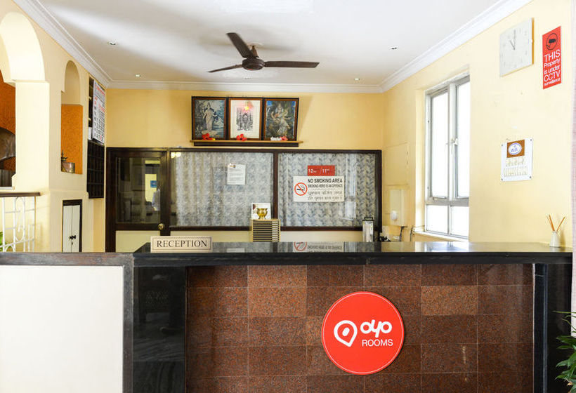 Hotel Oyo Rooms Campal Miramar Beach 4