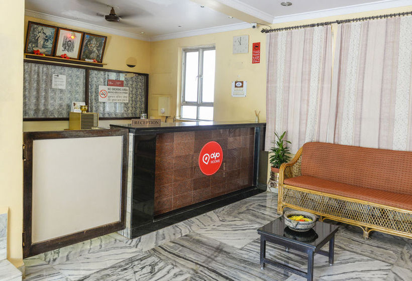 Hotel Oyo Rooms Campal Miramar Beach 8