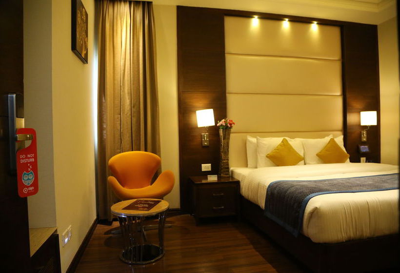Hotel Oyo Premium Panchkula Sector 5