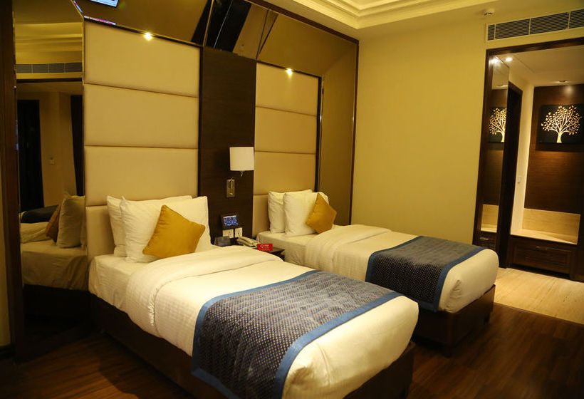 Hotel Oyo Premium Panchkula Sector 5 8