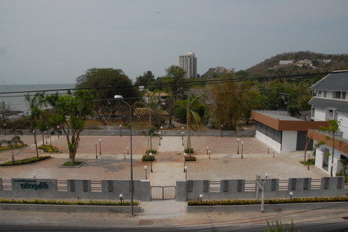 Hotel Bangsaen Villa 18