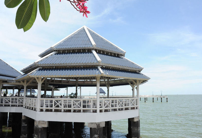 Hotel Bangsaen Villa 2