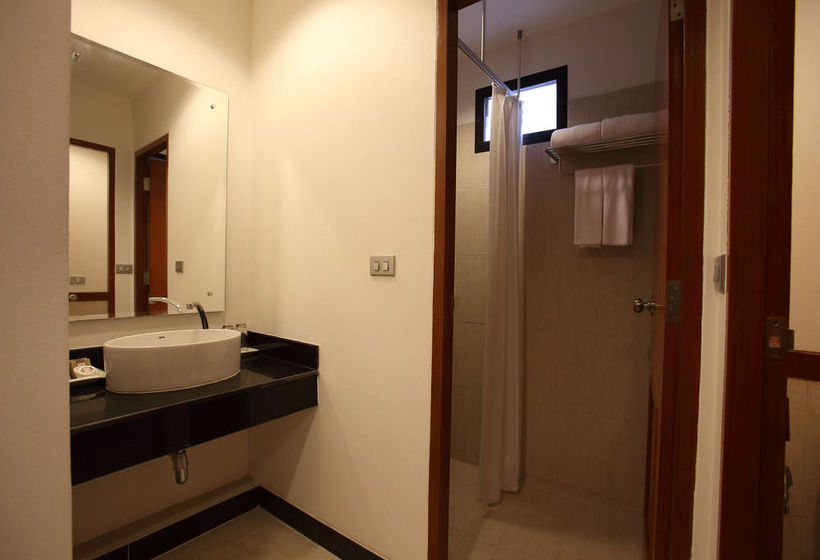 Hotel Bangsaen Heritage 2