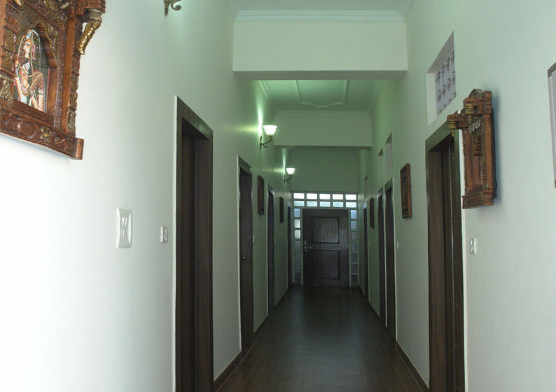 Hotel Dolphinn Agra 3