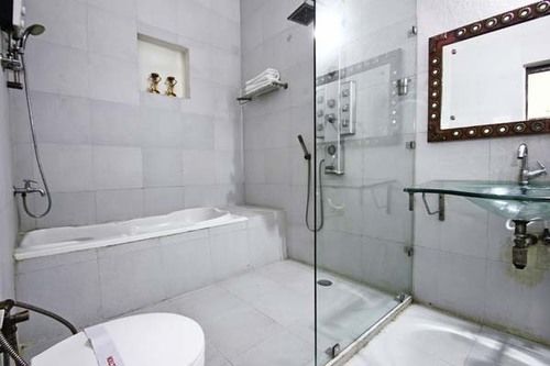 Hotel Dolphinn Agra 5