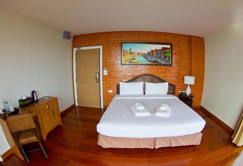 Hotel Coasta Bangsaen 6