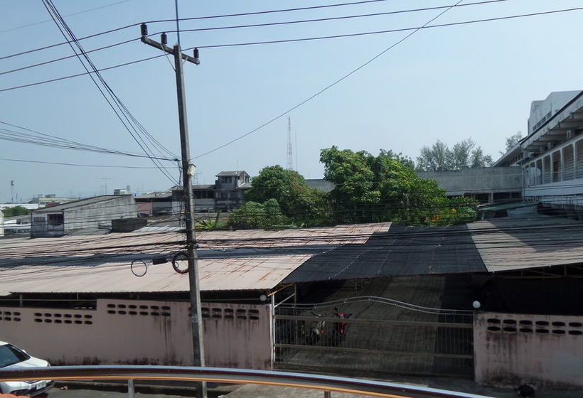 Hotel U Sabuy Mansion Trang 18