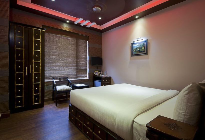 Hotel Heritage Inn 4