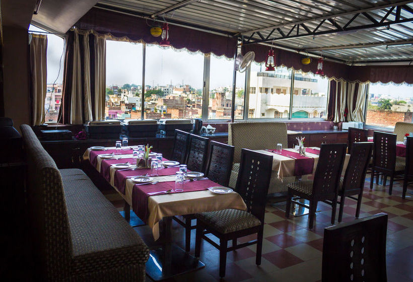 Hotel Heritage Inn 7